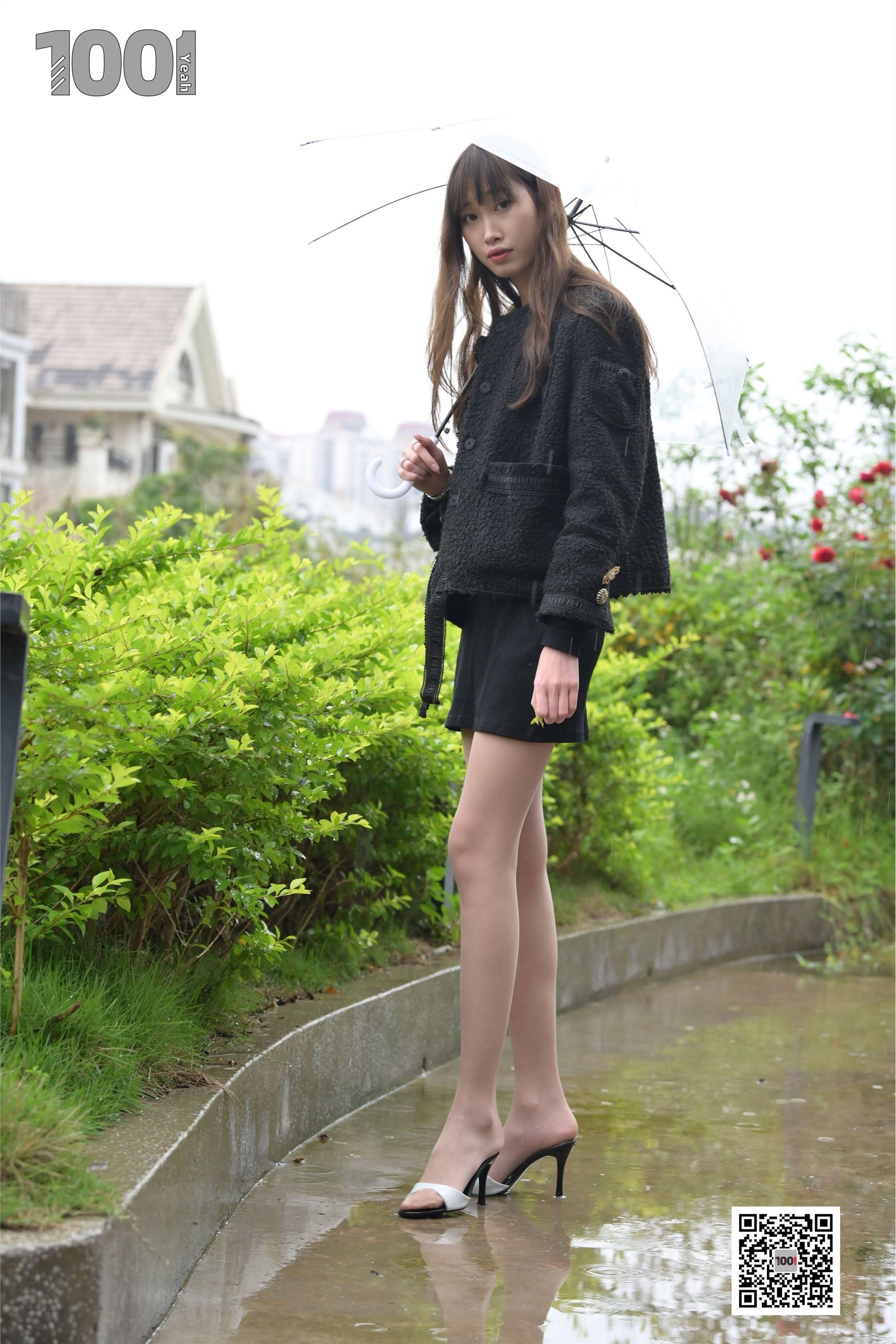 IESS异思趣向  一千零一夜《雨中漫步2》